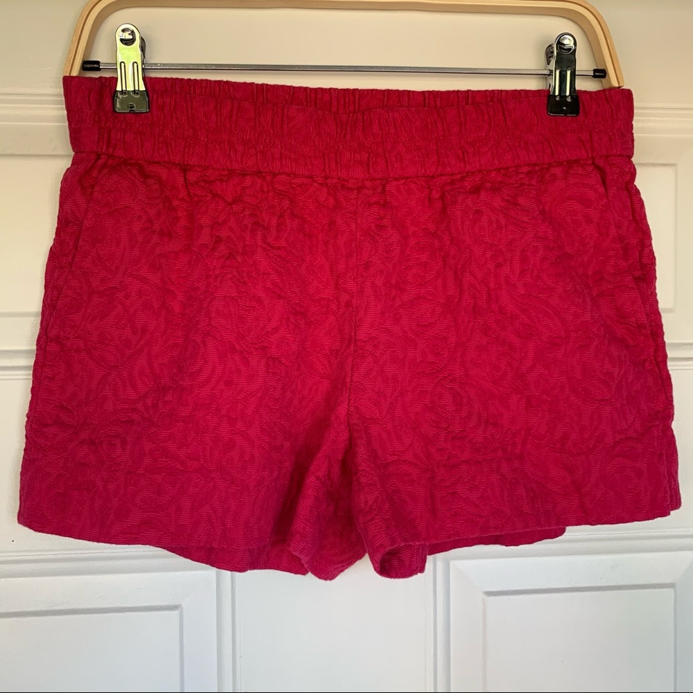 •J Crew• Floral Jacquard Shorts in Magenta-Size 4